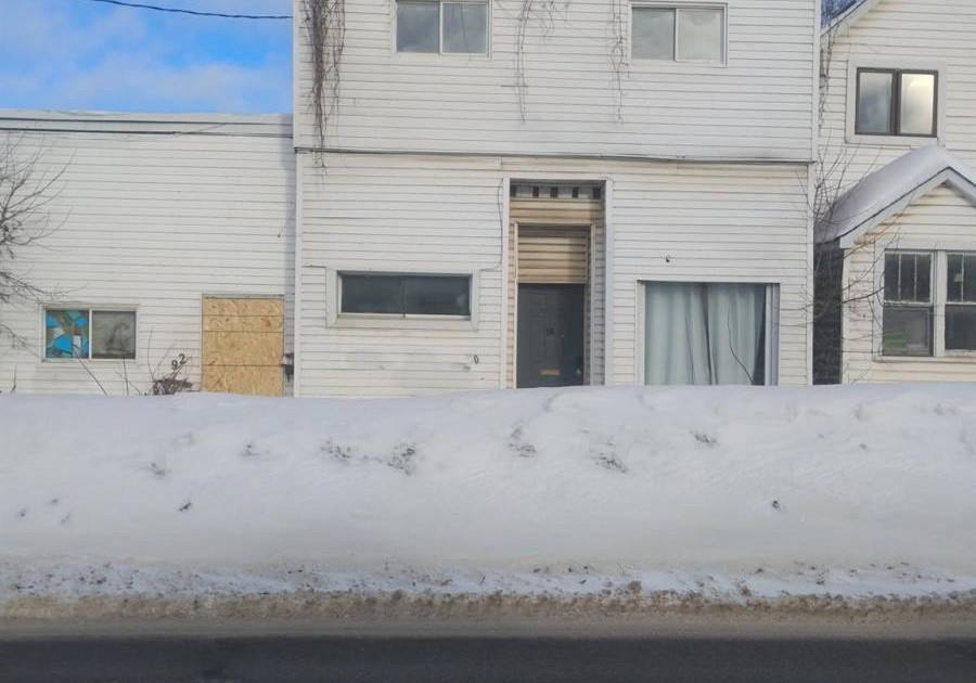90-92-wellington-st-w-sault-ste-marie-ontario-sm260077