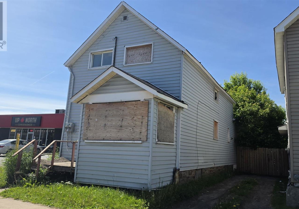 21-cathcart-st-sault-ste-marie-ontario-sm260157