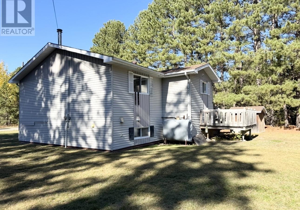 50-russell-avenue-gogama-ontario-sm260204