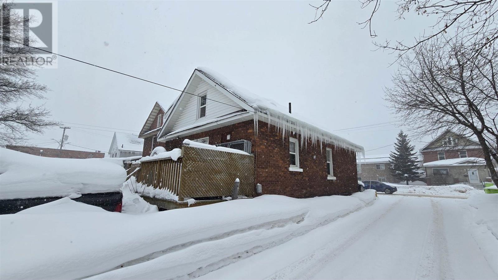 37-albert-st-e-sault-ste-marie-ontario-sm260263