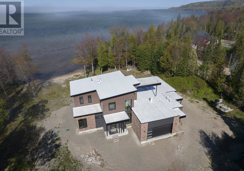 937-sunnyside-beach-road-sault-ste-marie-ontario-sm260411