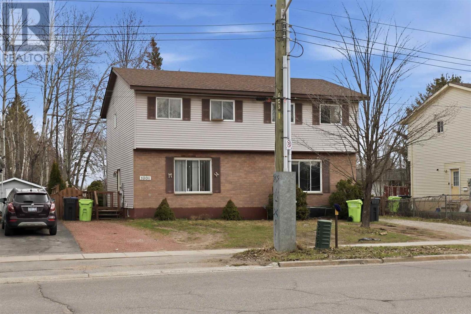 1006-pine-street-sault-ste-marie-ontario-sm260460