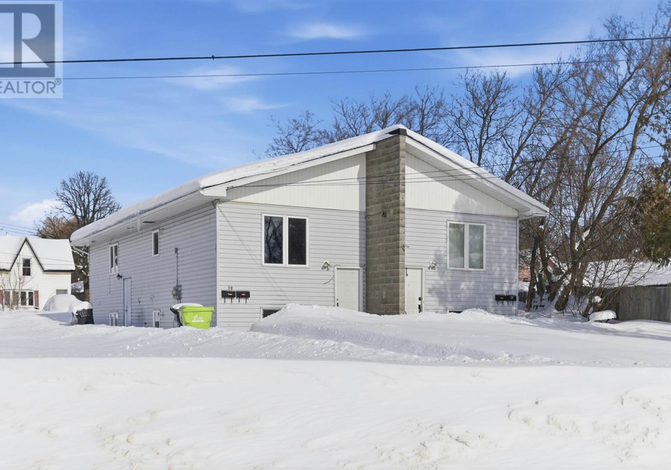 30-32-wemyss-street-sault-ste-marie-ontario-sm260579