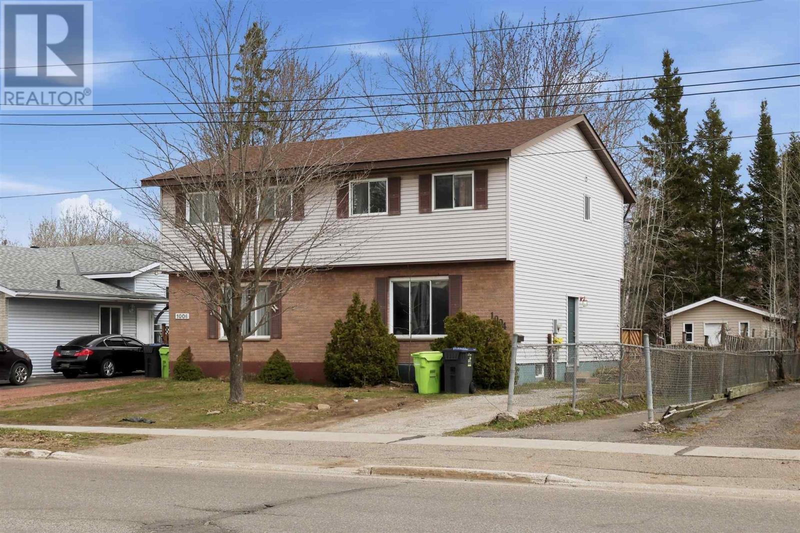 1004-pine-street-sault-ste-marie-ontario-sm260586