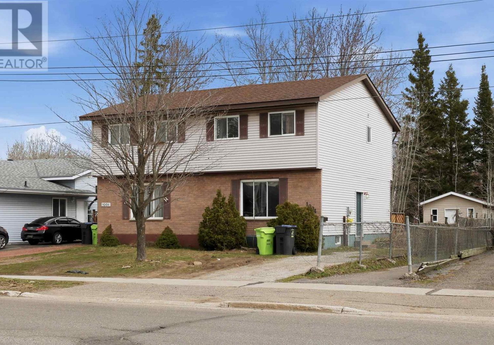 1004-pine-street-sault-ste-marie-ontario-sm260586