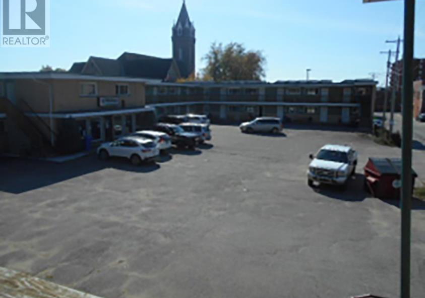 40-hynes-street-sault-ste-marie-ontario-sm260598