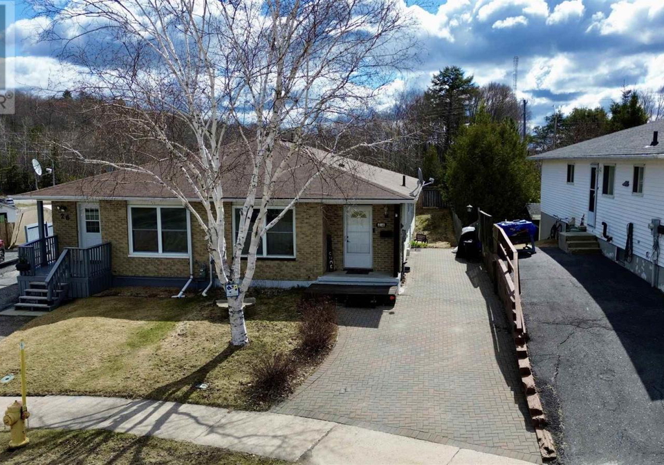 24-mcquarrie-place-elliot-lake-ontario-sm260630