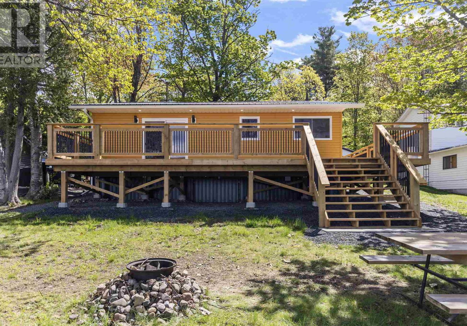 650b-sunset-beach-road-huron-shores-ontario-sm260642
