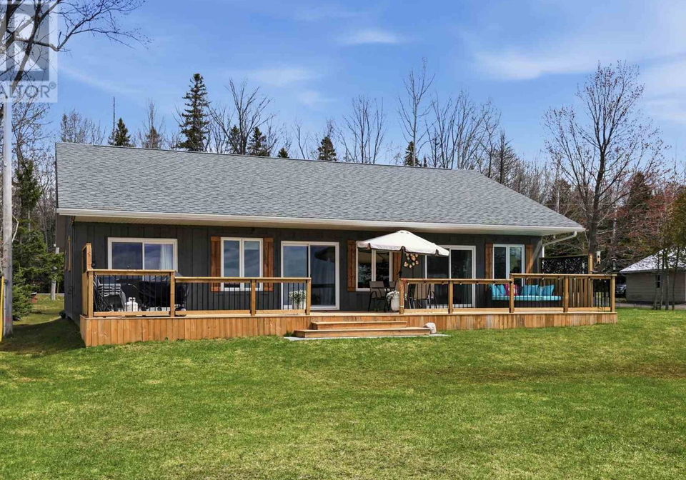 2875-green-street-richards-landing-ontario-sm260665