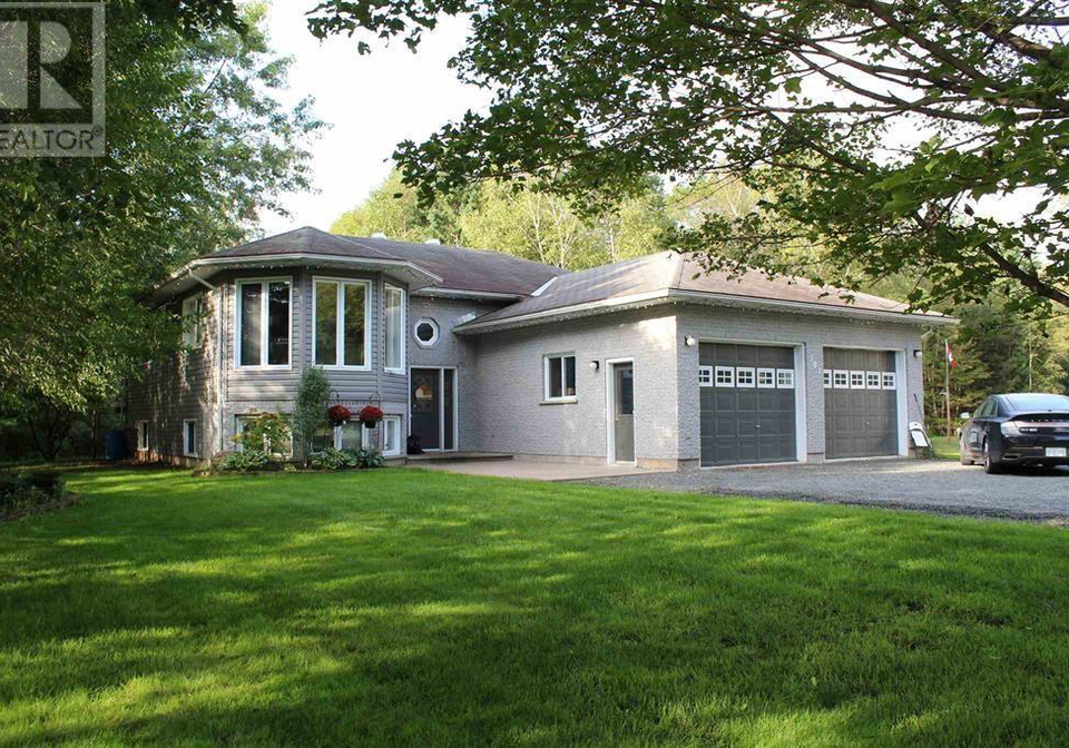 797-fifth-lin-e-sault-ste-marie-ontario-sm260744