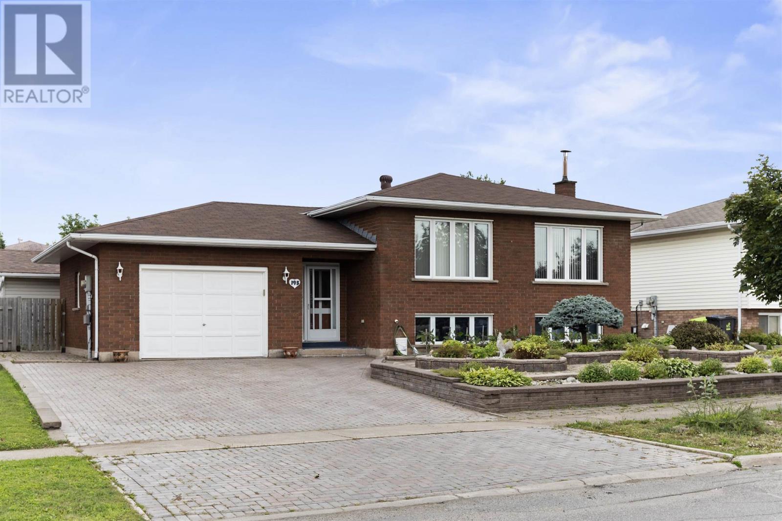 195-bitonti-crescent-sault-ste-marie-ontario-sm260750