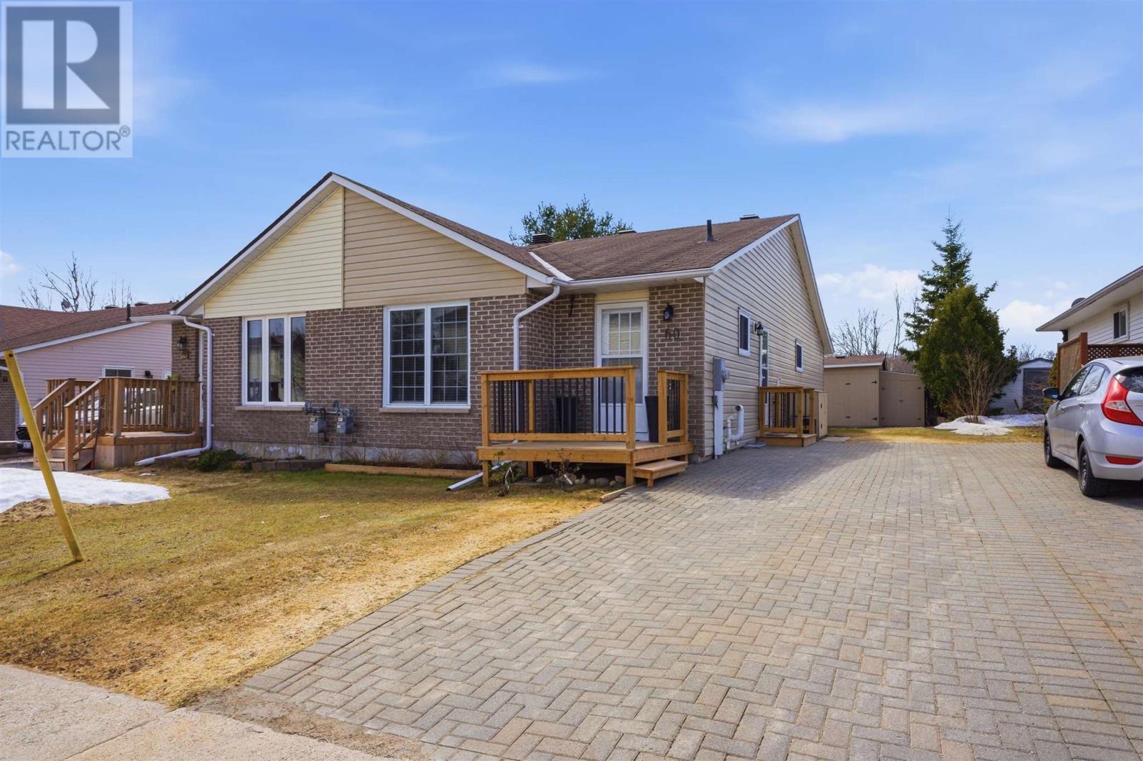 60-farrell-crescent-elliot-lake-ontario-sm260772