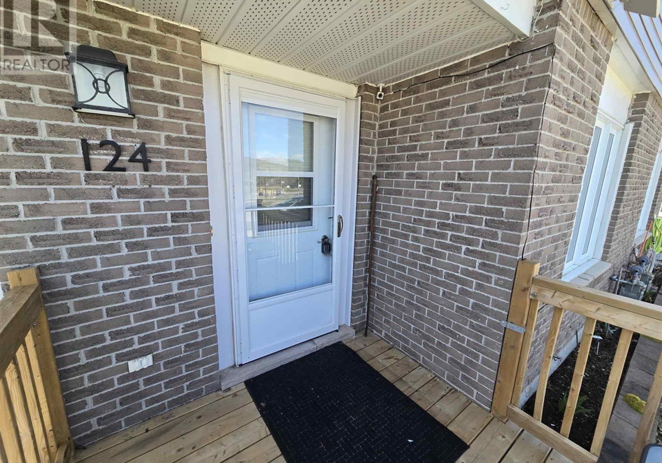 124-hergott-avenue-elliot-lake-ontario-sm260789