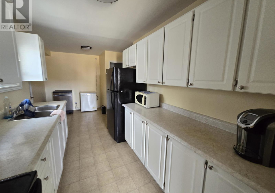 124-hergott-avenue-elliot-lake-ontario-sm260789