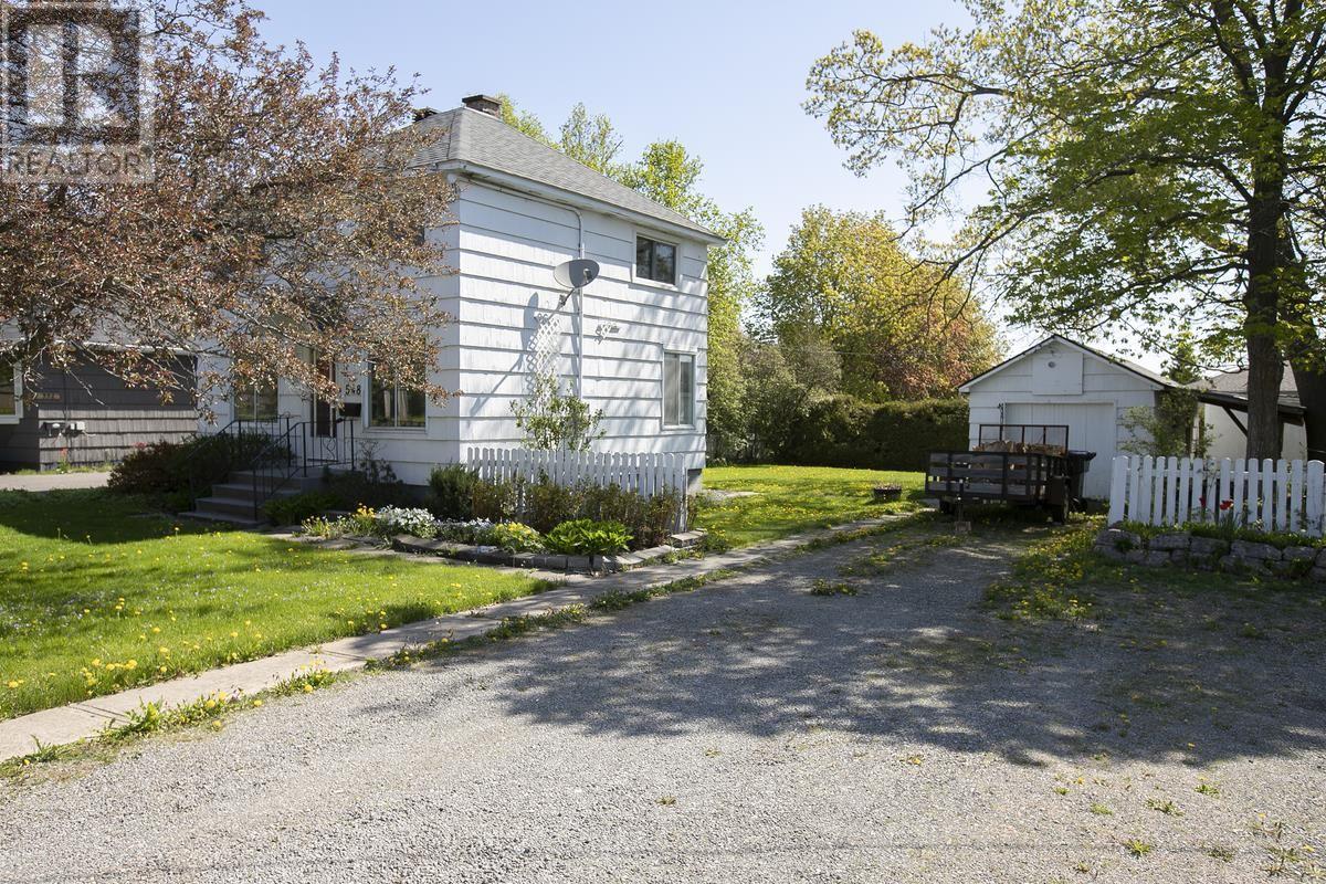 548-lake-street-sault-ste-marie-ontario-sm260820