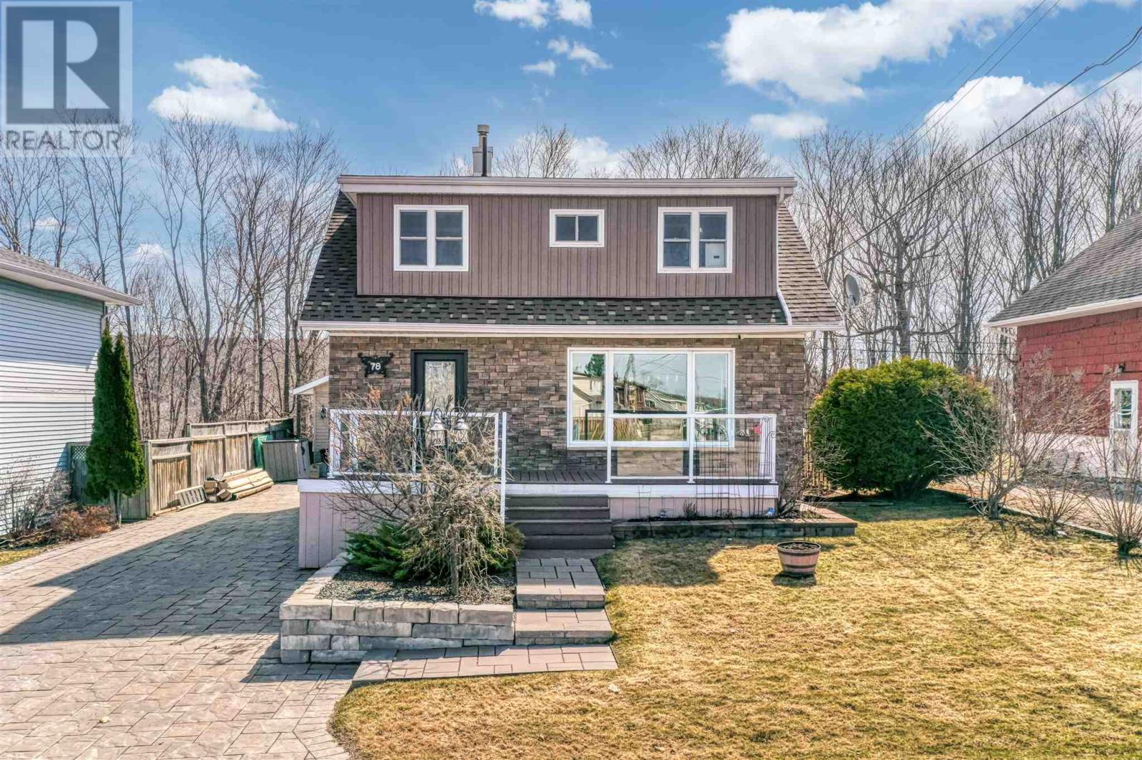 78-central-avenue-elliot-lake-ontario-sm260830