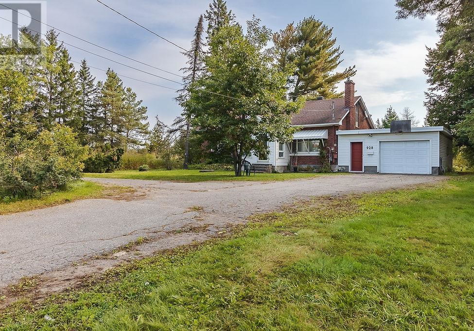 928-great-northern-road-sault-ste-marie-ontario-sm260835