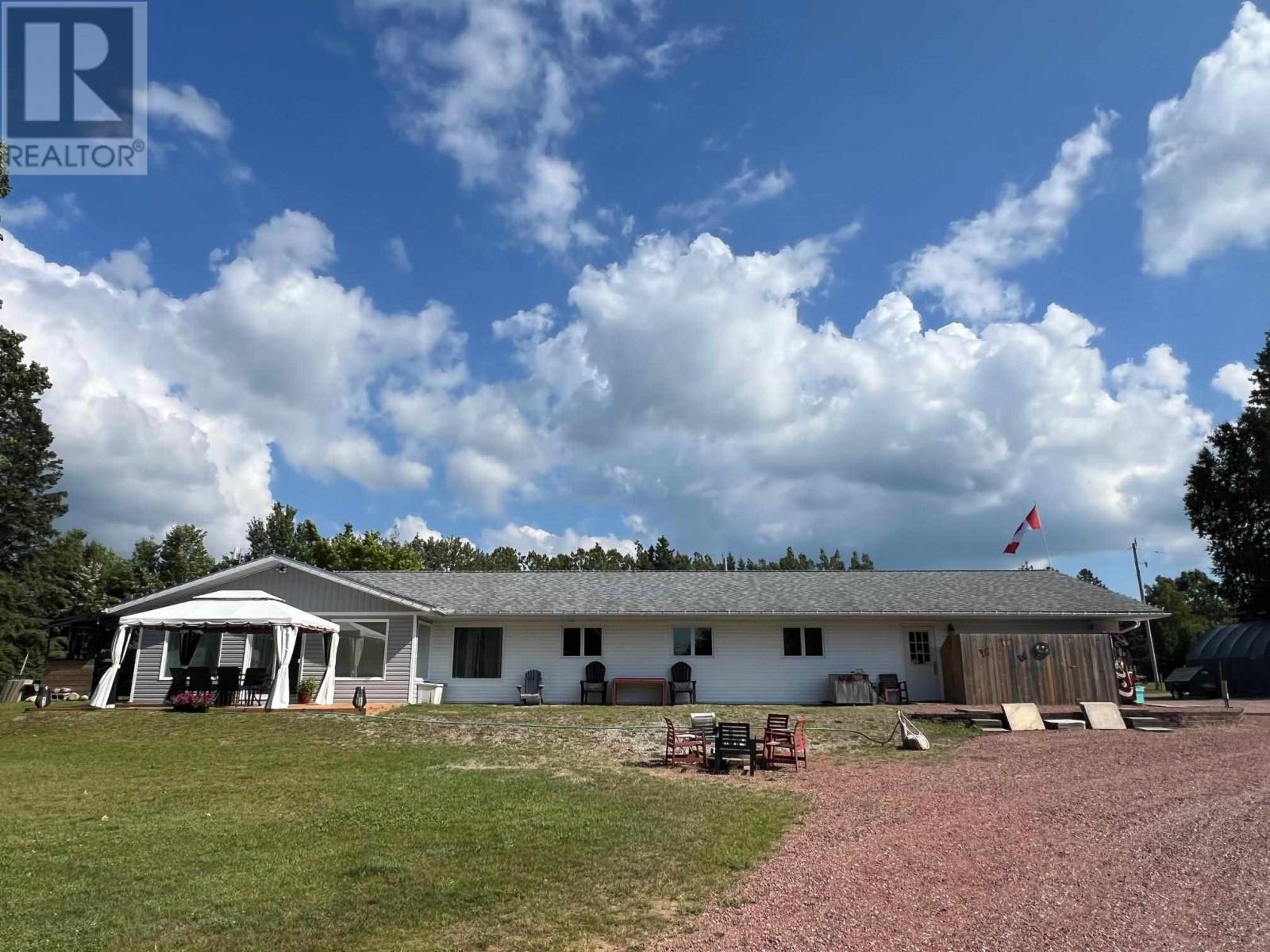 2233-hilton-road-hilton-beach-ontario-sm260864