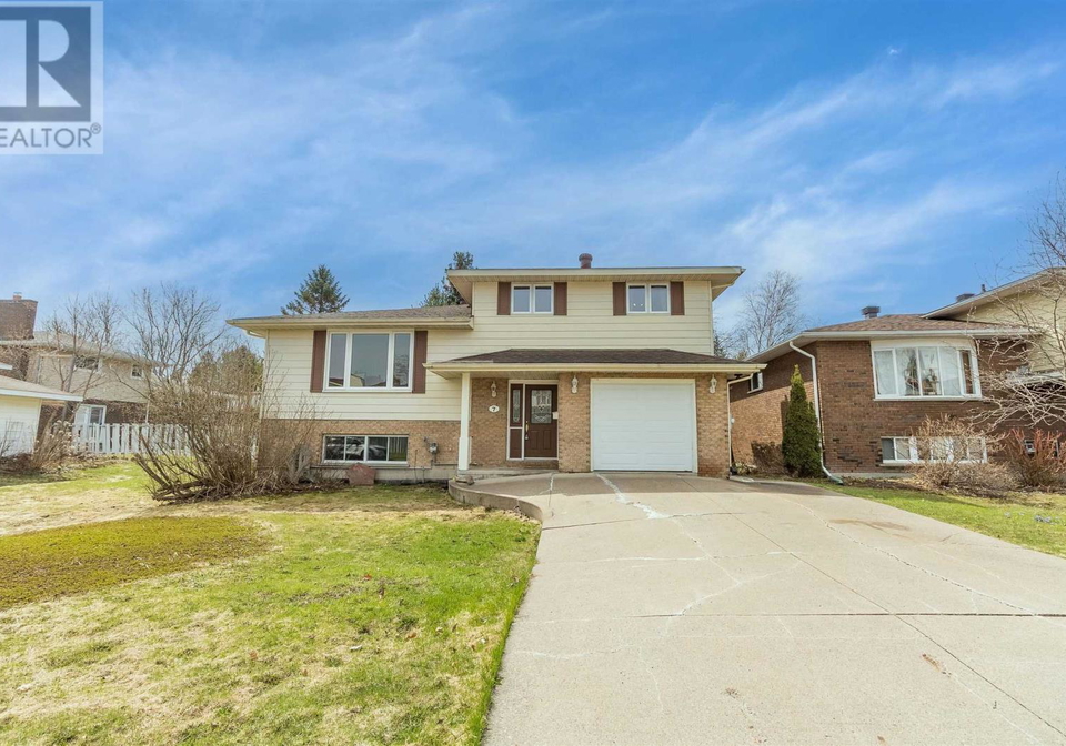 7-golf-range-crescent-sault-ste-marie-ontario-sm260867