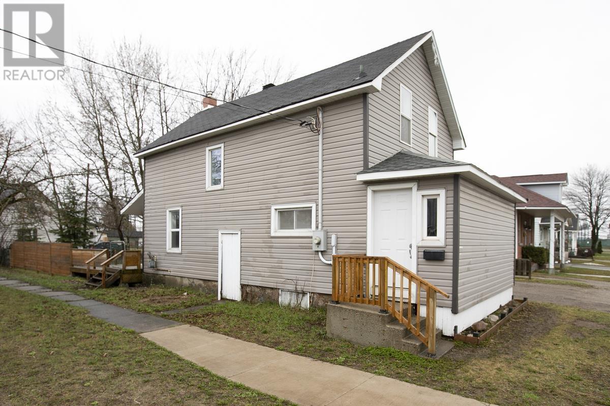 351-bloor-street-w-sault-ste-marie-ontario-sm260875