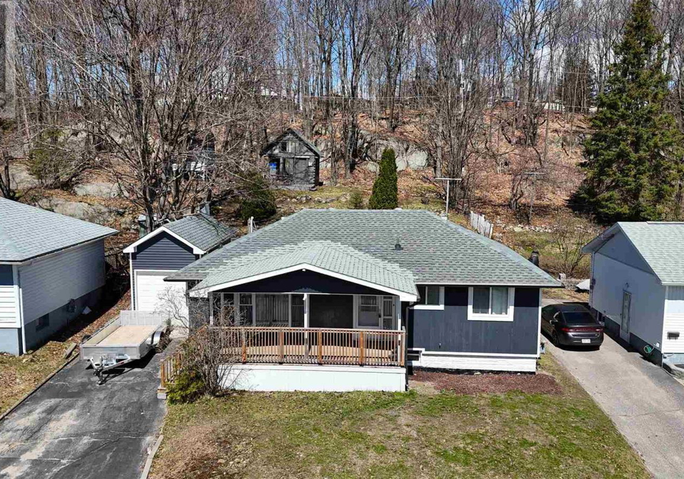 44-axmith-avenue-elliot-lake-ontario-sm260883