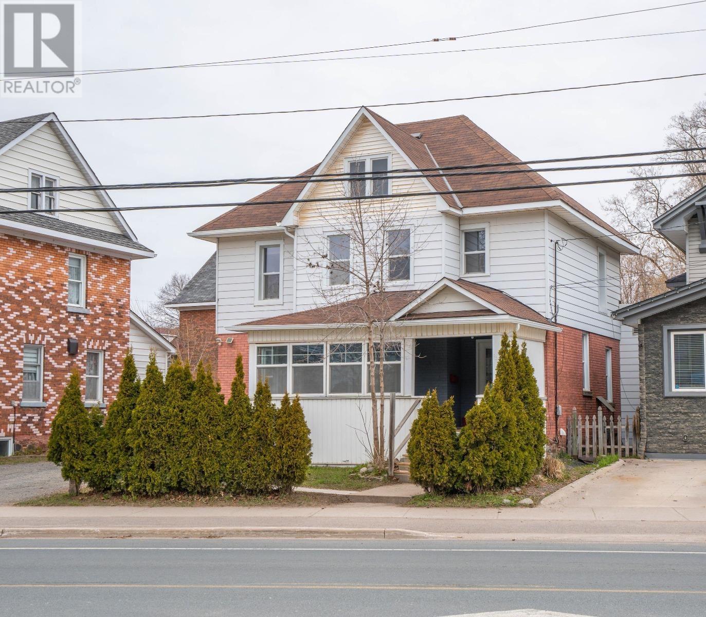 928-queen-street-e-sault-ste-marie-ontario-sm260929