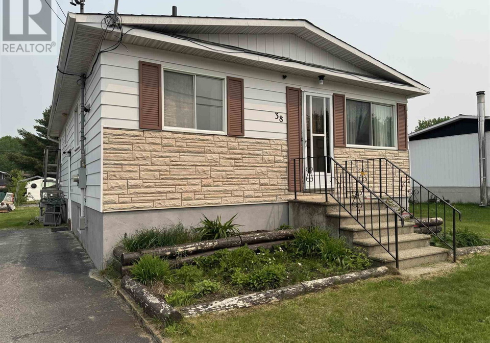 38-richard-street-chapleau-ontario-sm260953
