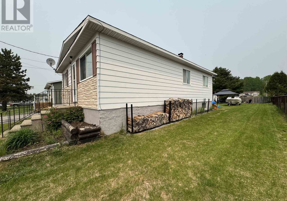 38-richard-street-chapleau-ontario-sm260953