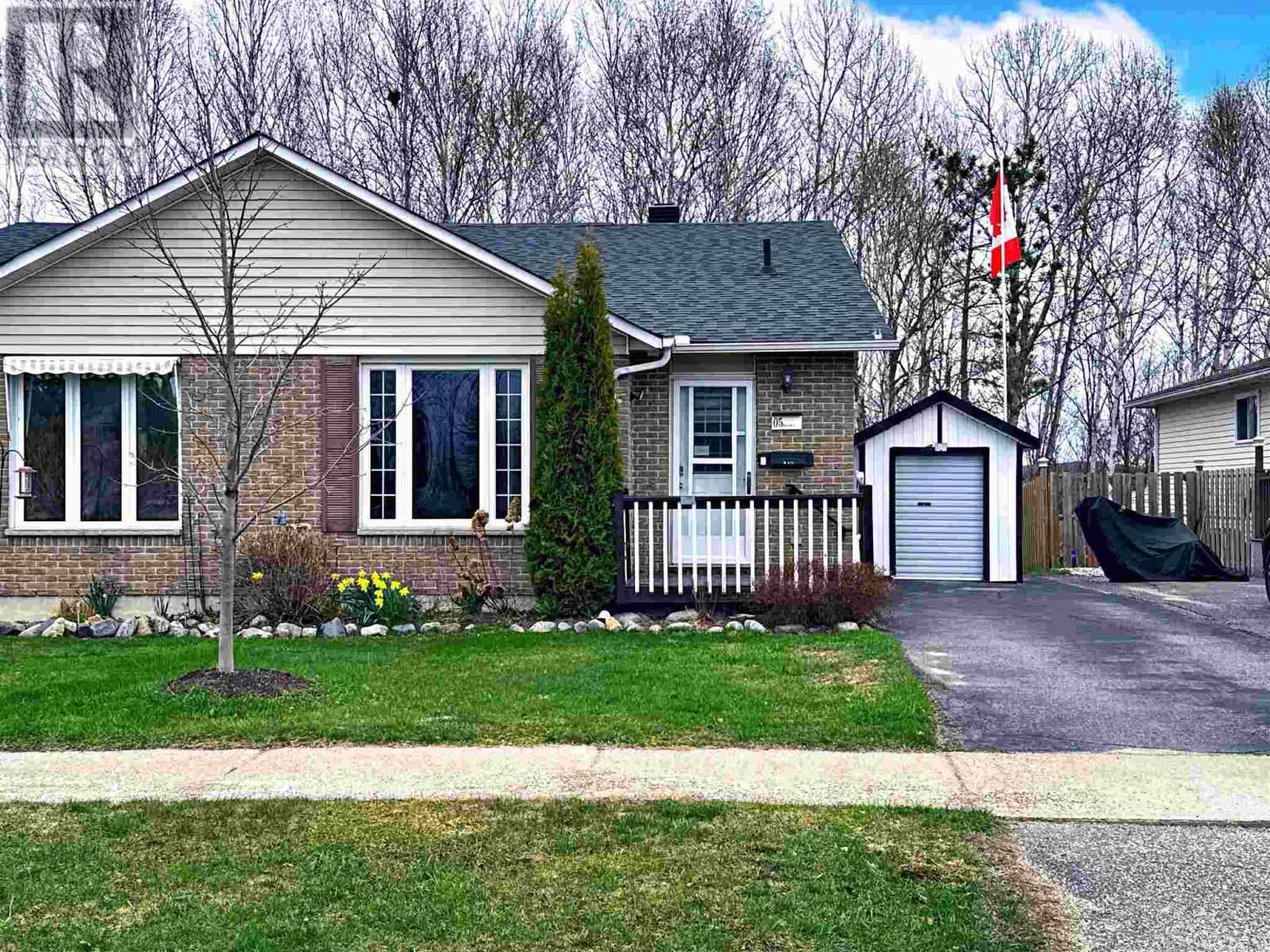 5-mclaren-crescent-elliot-lake-ontario-sm260988