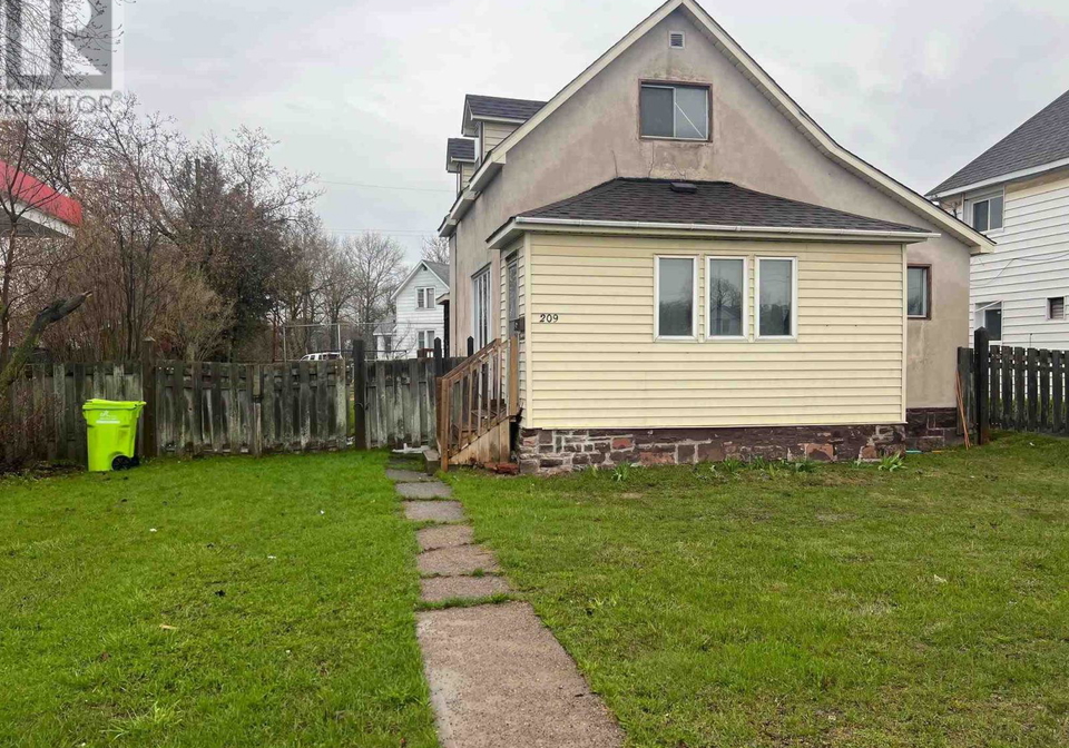 209-wellington-street-sault-ste-marie-ontario-sm261003