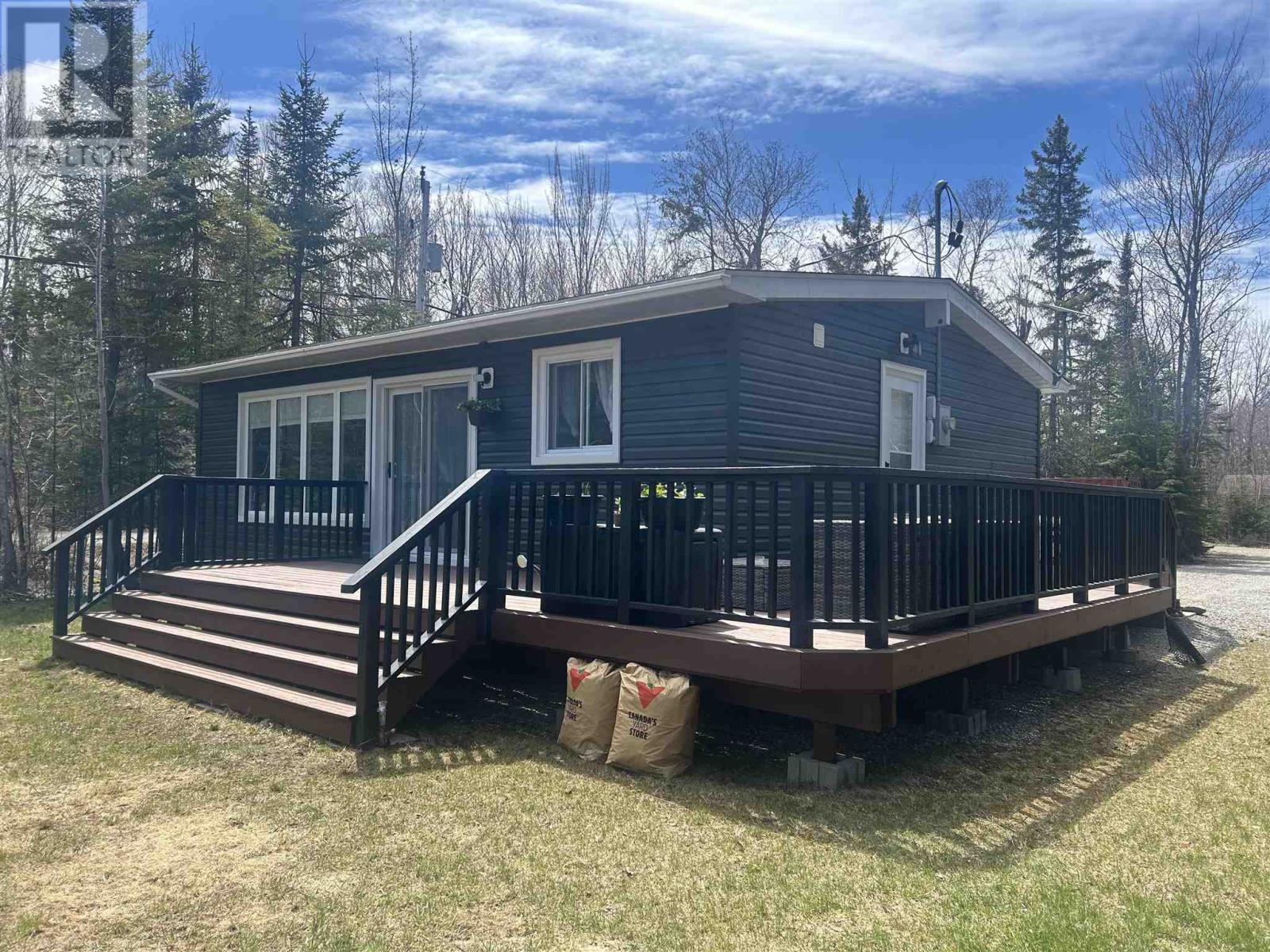 6-ladema-drive-goulais-river-ontario-sm261029