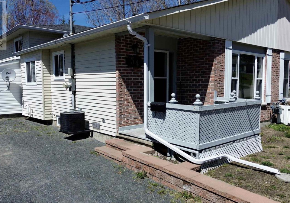54a-washington-crescent-elliot-lake-ontario-sm261060