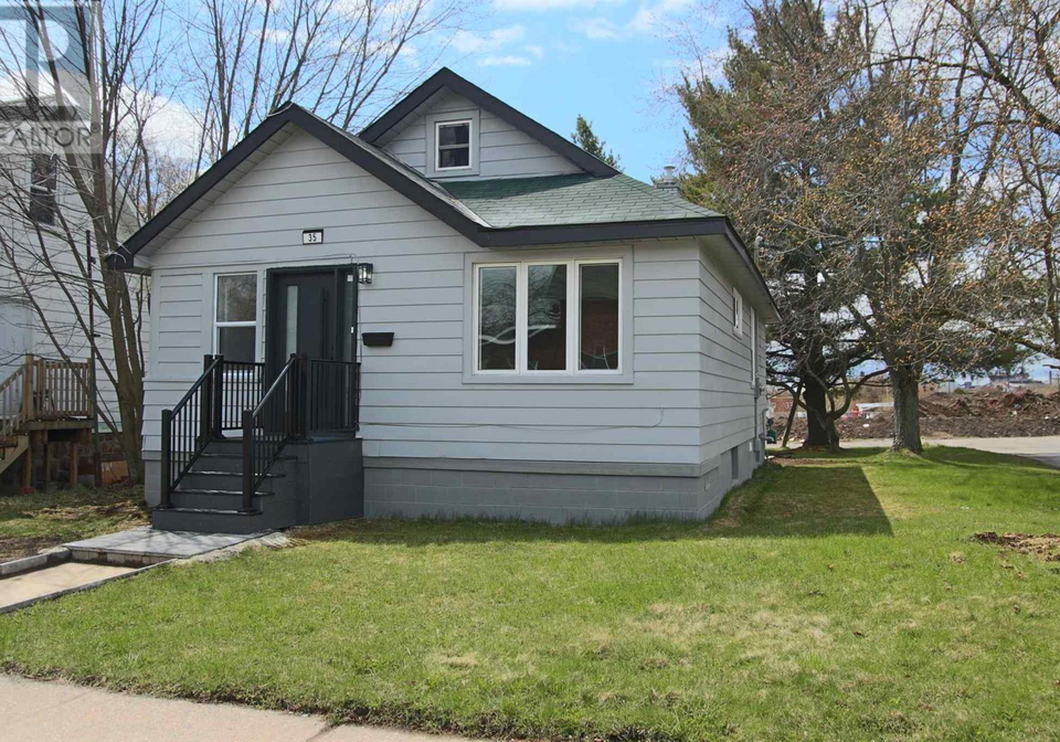 35-walnut-street-sault-ste-marie-ontario-sm261061