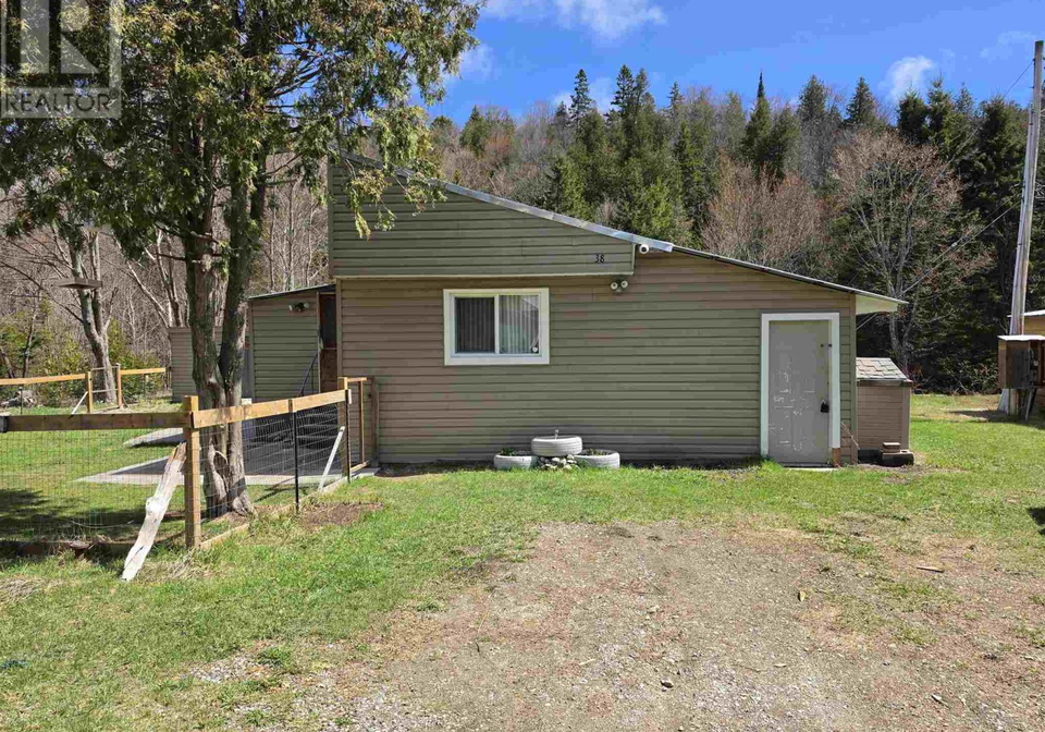 38-heidi-ct-aweres-township-ontario-sm261094