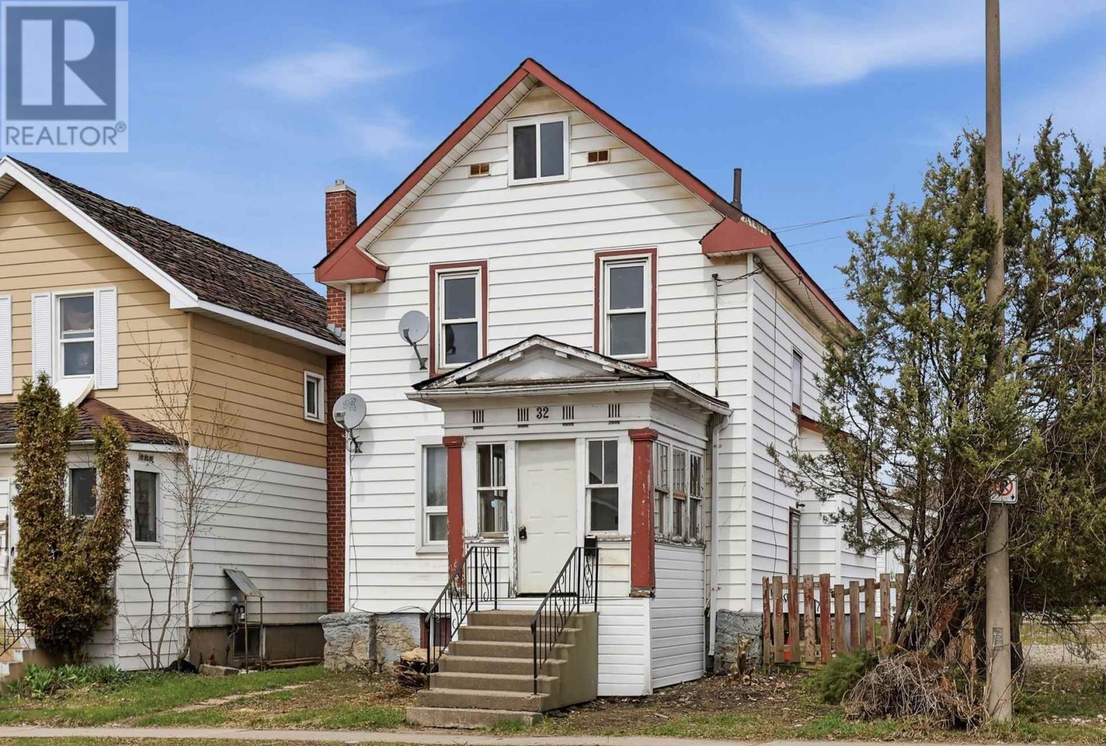 32-cathcart-street-sault-ste-marie-ontario-sm261111