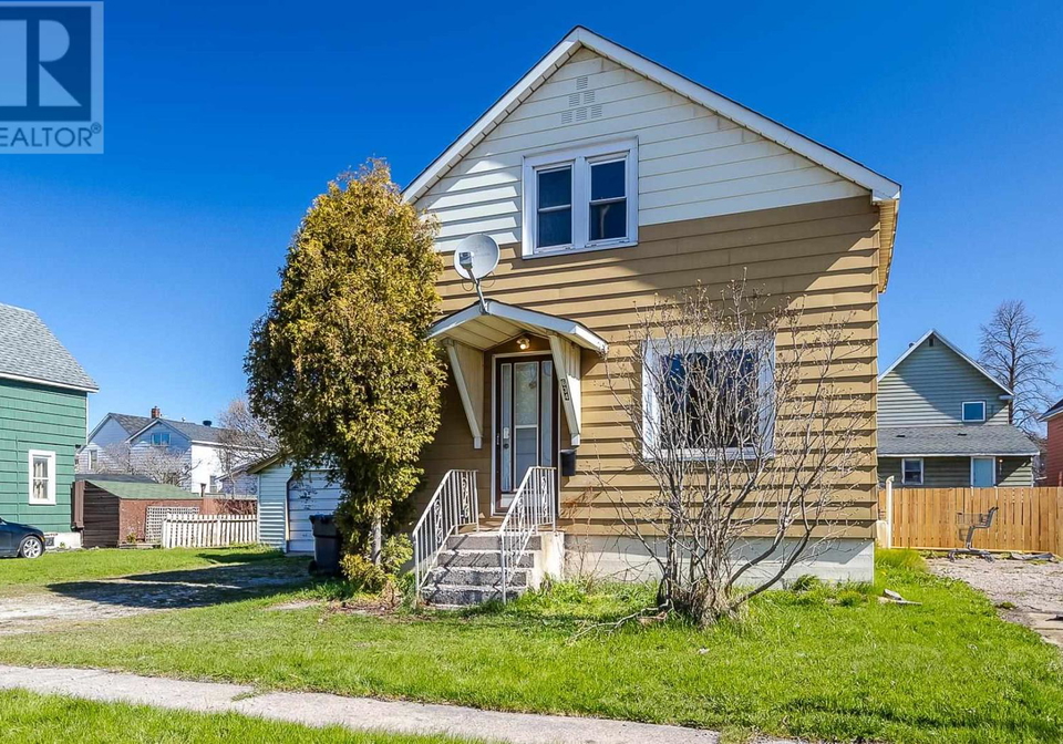 634-portage-ln-sault-ste-marie-ontario-sm261121