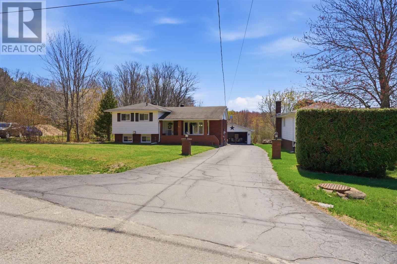 82-victoria-avenue-blind-river-ontario-sm261125
