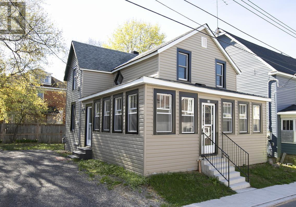 136-biggings-avenue-sault-ste-marie-ontario-sm261136