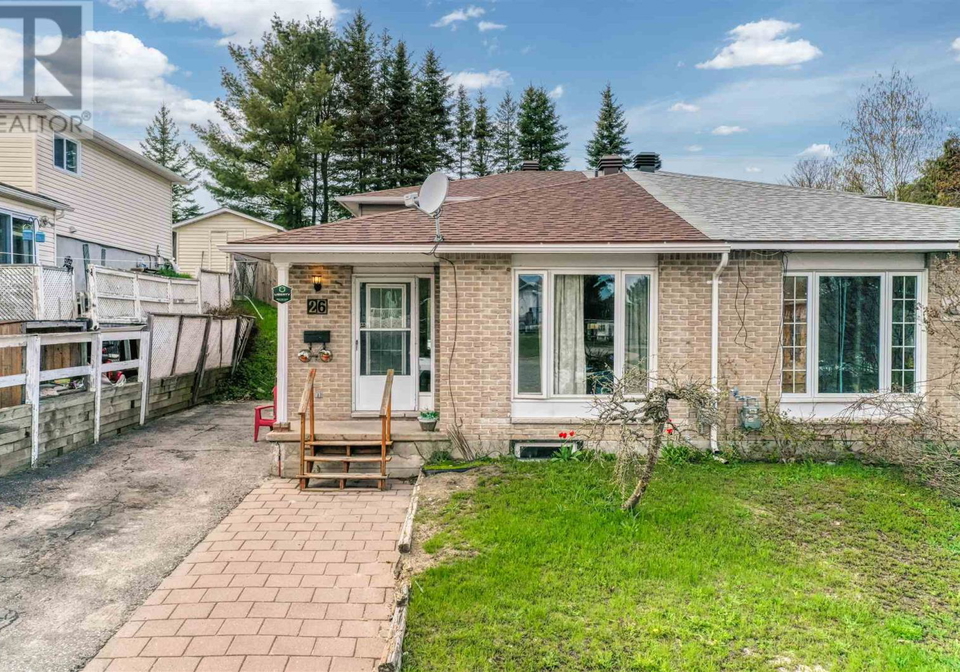 26-lachance-place-elliot-lake-ontario-sm261147