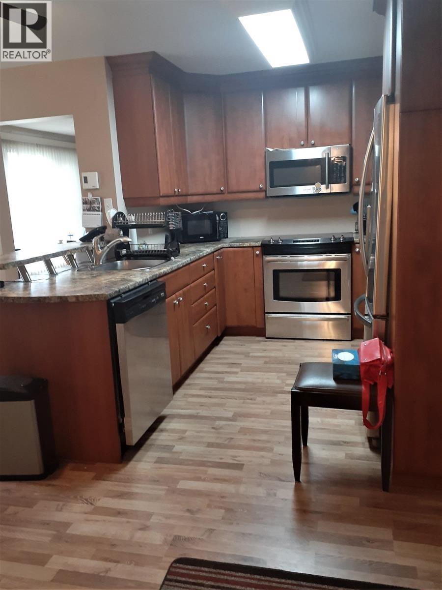 25-mississauga-avenue-42-elliot-lake-ontario-sm261151