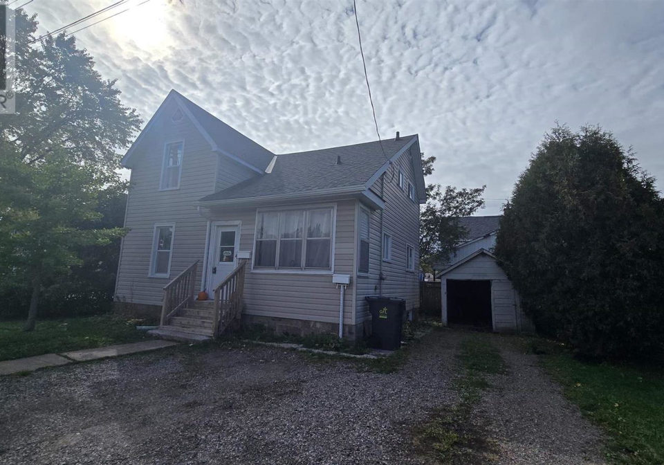 4-lansdowne-avenue-sault-ste-marie-ontario-sm261156