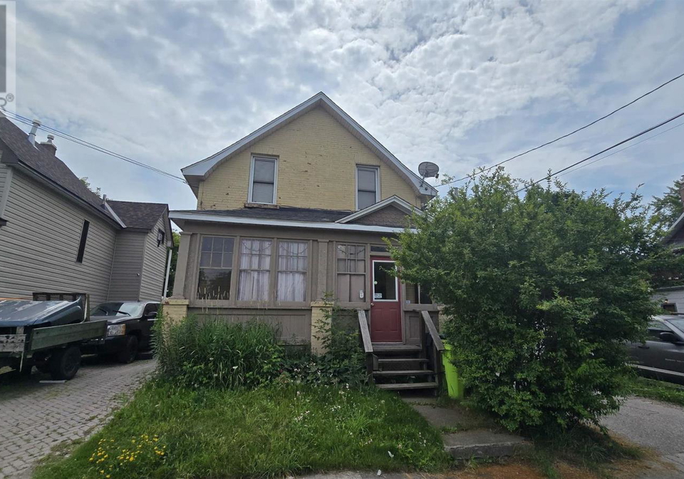 14-abbott-street-sault-ste-marie-ontario-sm261160