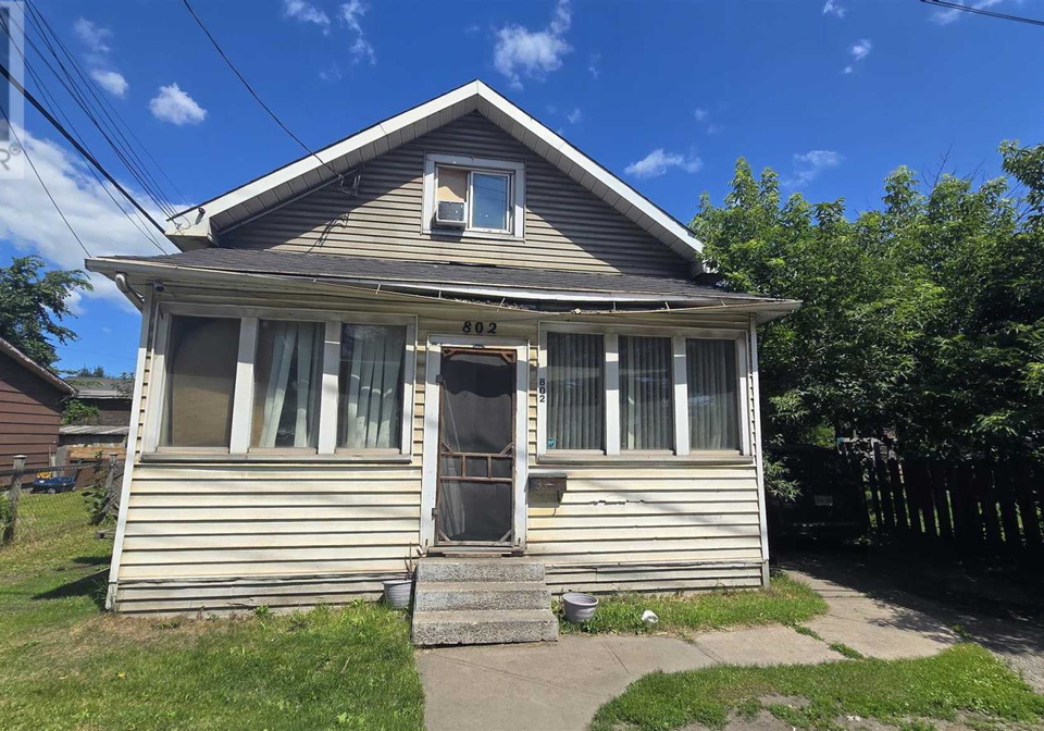 802-bonney-street-sault-ste-marie-ontario-sm261161