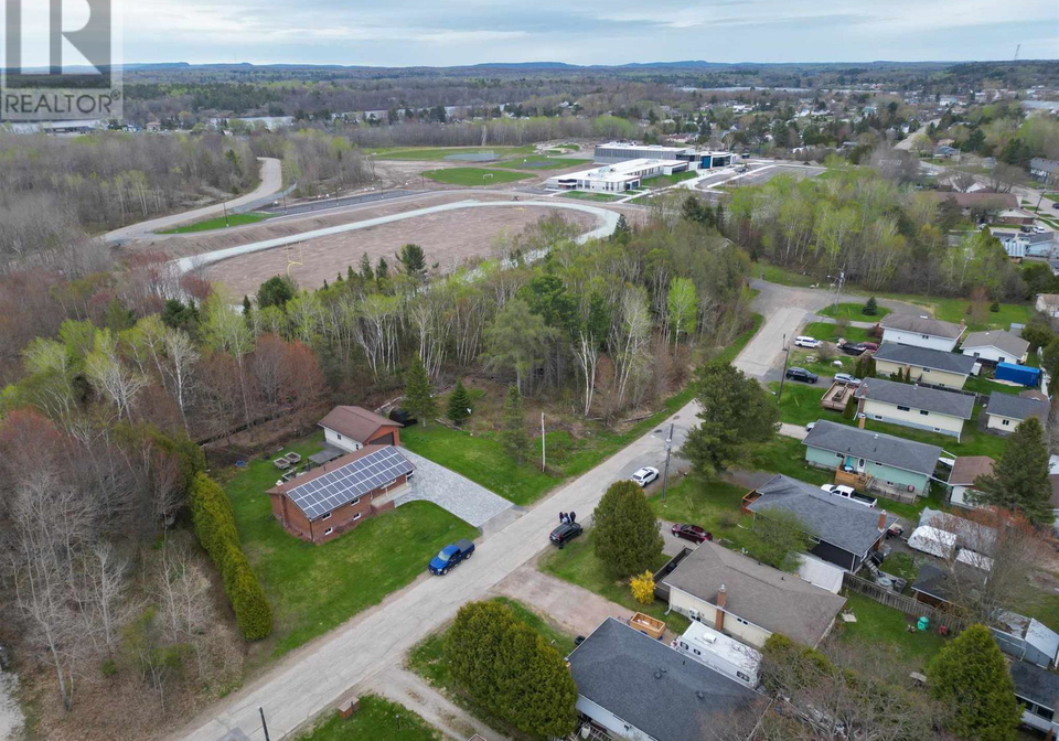 7-schurm-avenue-blind-river-ontario-sm261178