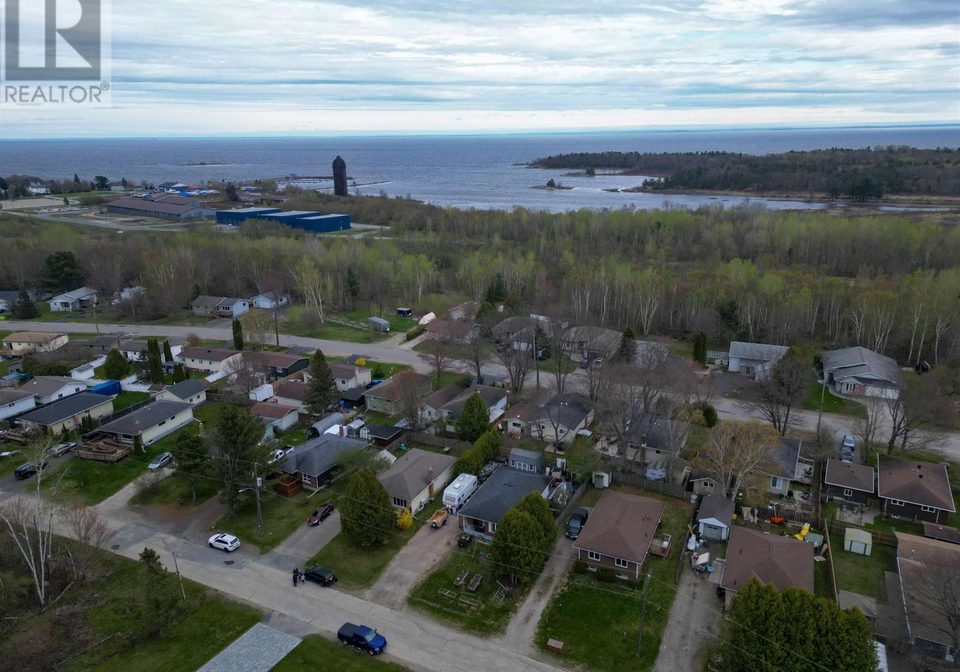 7-schurm-avenue-blind-river-ontario-sm261178