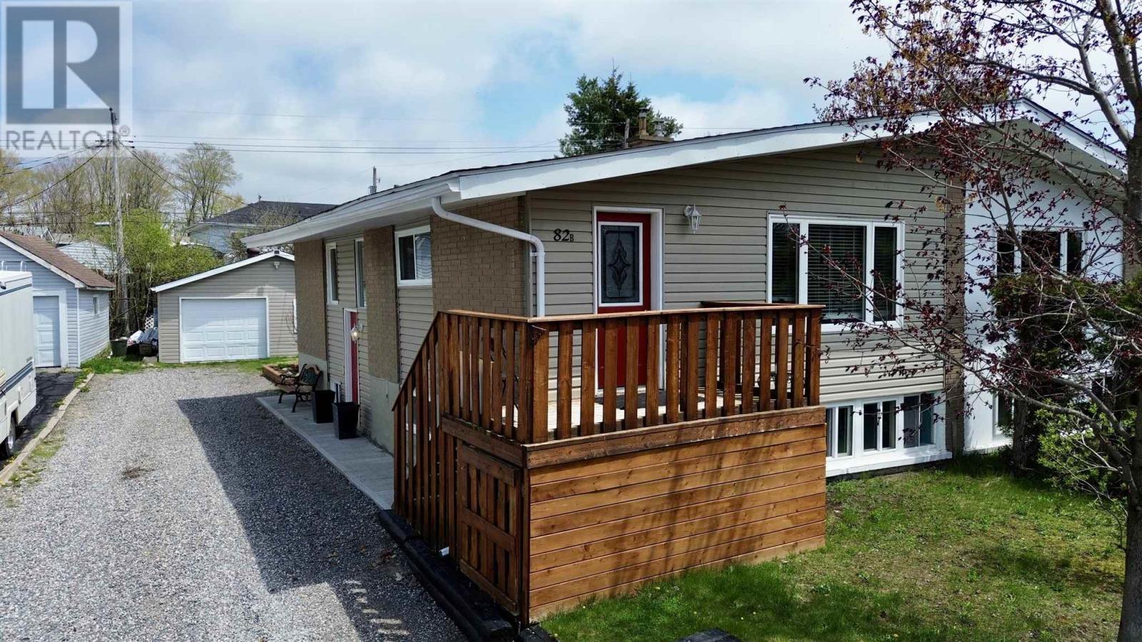 82b-axmith-avenue-elliot-lake-ontario-sm261187