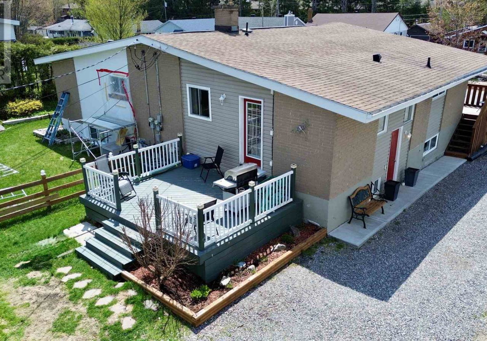 82b-axmith-avenue-elliot-lake-ontario-sm261187
