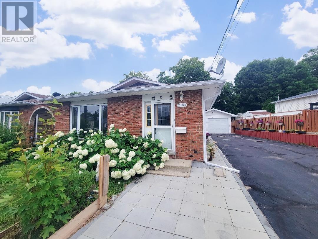 218b-ottawa-avenue-elliot-lake-ontario-sm261189