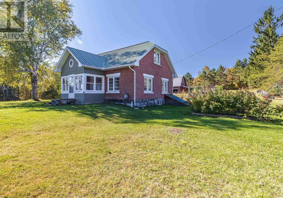 1621-hwy-638-rr2-bruce-mines-ontario-sm261208