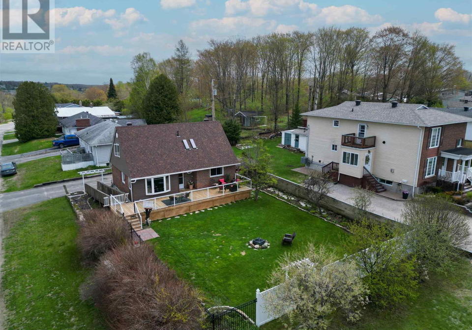 31-kain-crescent-elliot-lake-ontario-sm261215